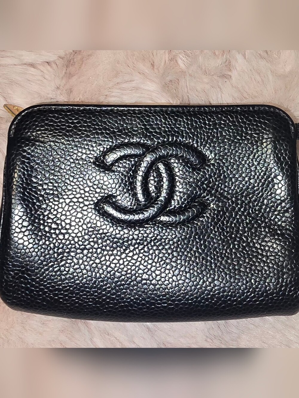 CHANEL POUCH
